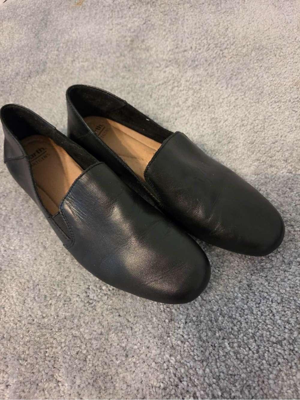 Earth Origins Slip-On Leather Women’s Shoes - Black